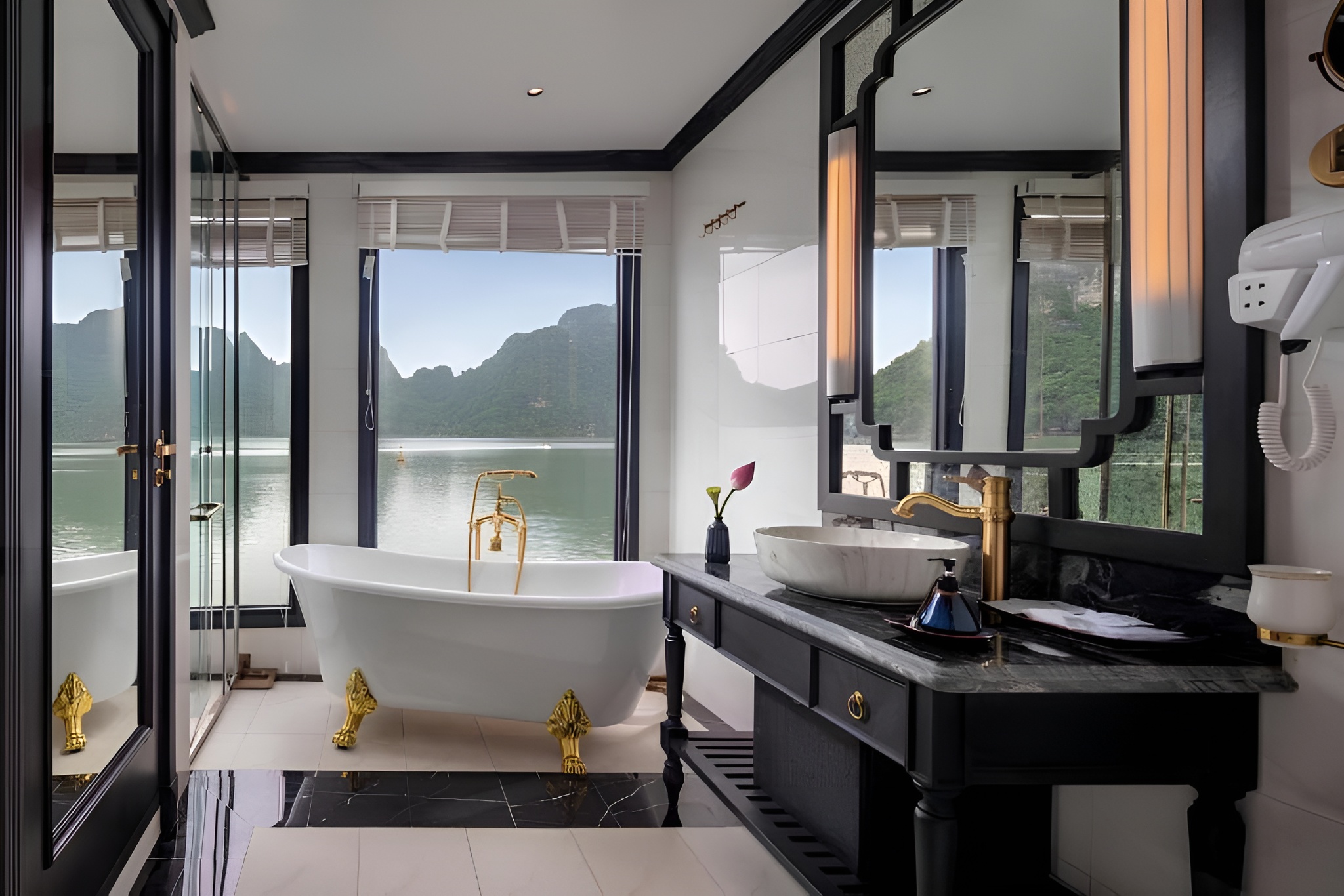 Bathroom Suite Room with Balcony Verdure Lotus Luxury Cruise