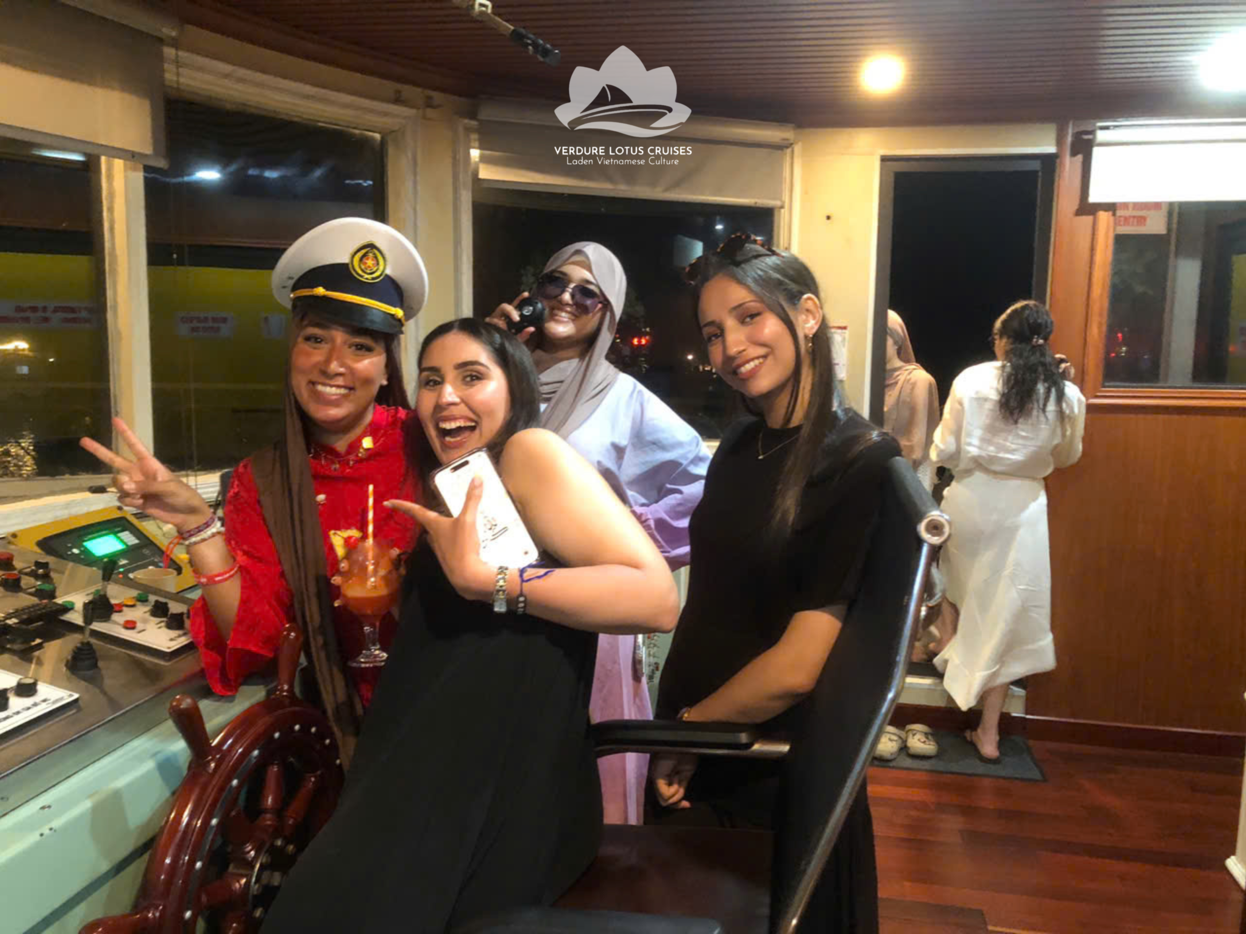 Captian Room 02