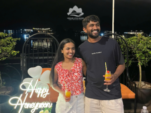 Honeymoon 02