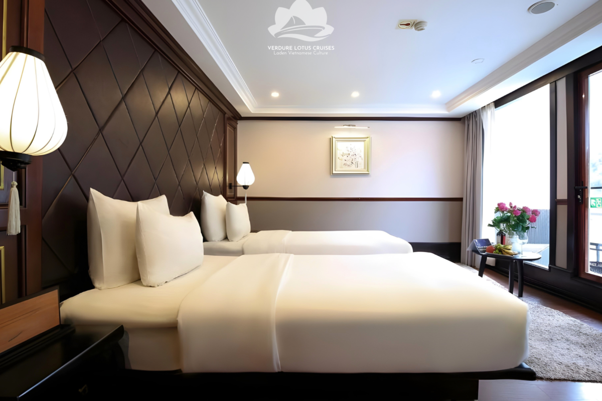 Deluxe & Executive Room Overview 02