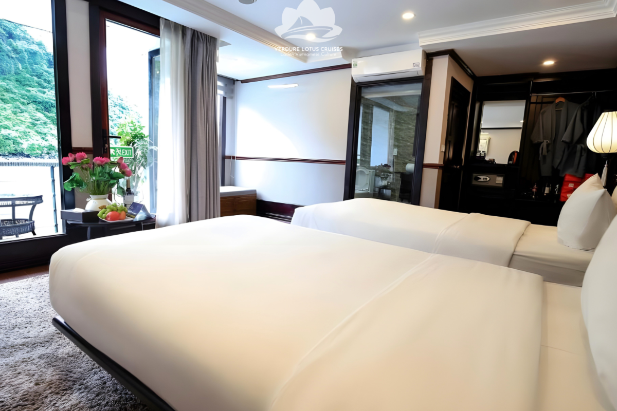 Deluxe & Executive Room Overview 03