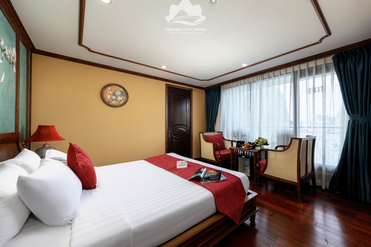 Deluxe & Executive Room Overview 04