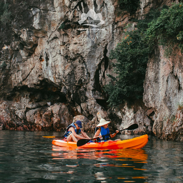 Kayaking Luon Cave 03
