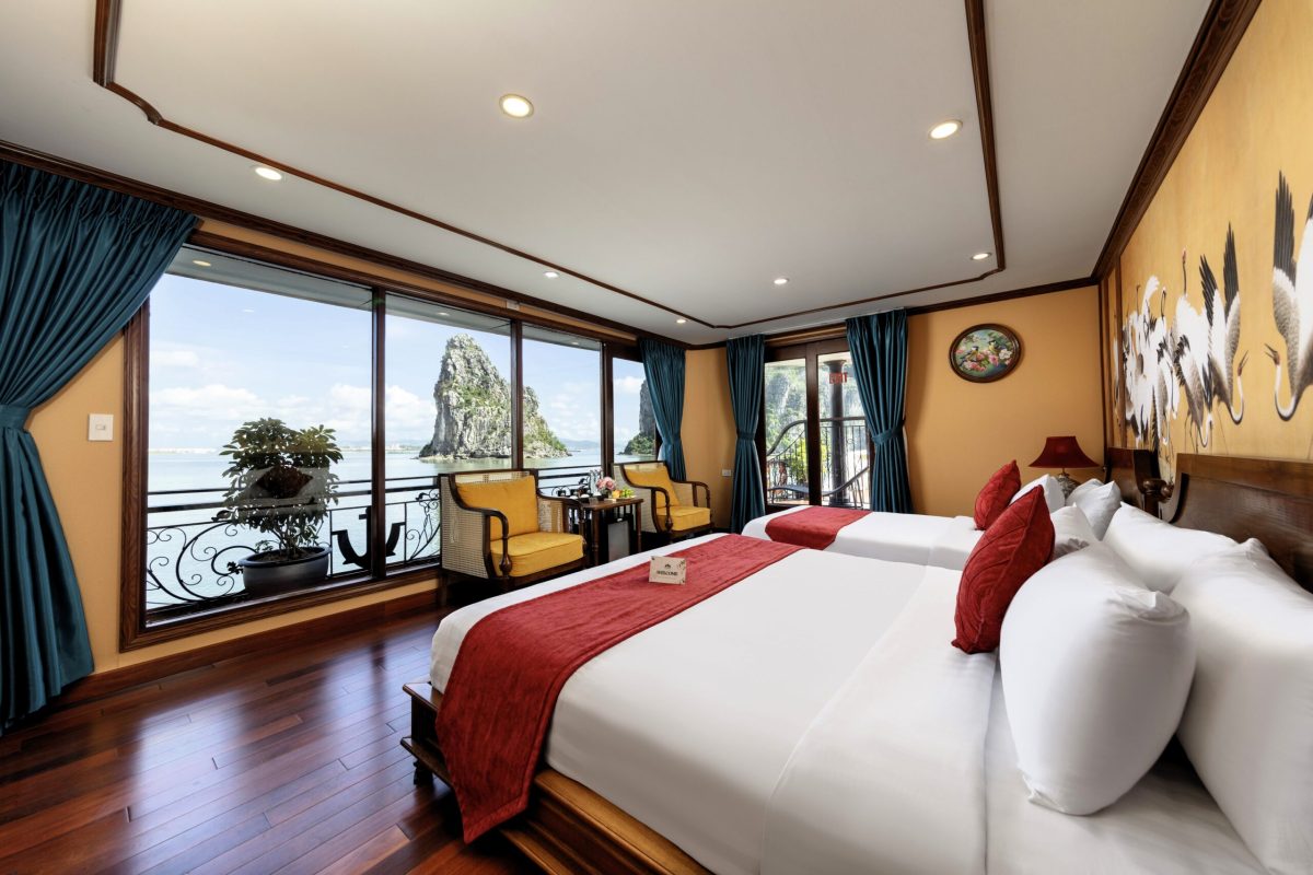 King Room 02 ( 01 King + 01 Single )