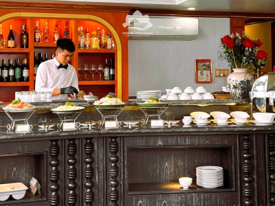 Restaurant 03