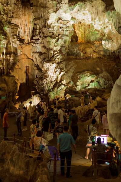 Sung Sot Cave. The largest and the most beautiful cave in Ha Long Bay. One of visiting desitination for Verdure Lotus Grandeur Cruise on Ha Long Bay
