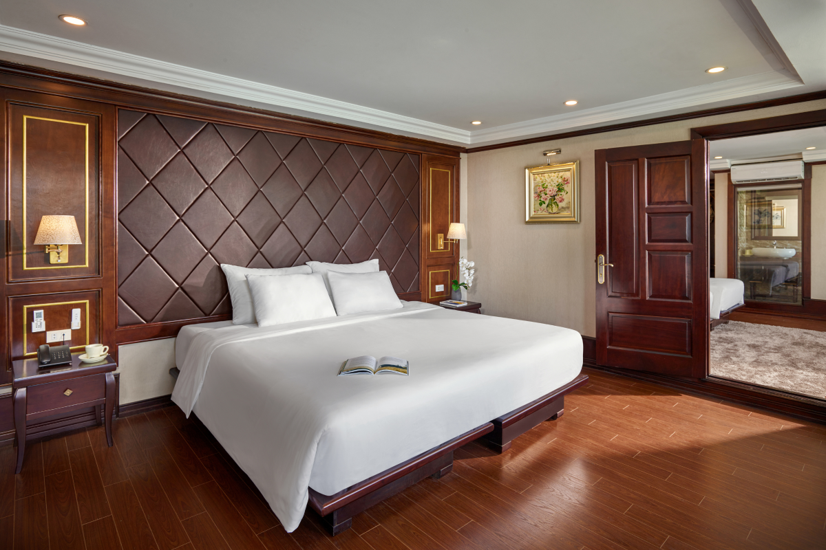 Executive Room with Balcony Verdure Lotus Classic Featured Image