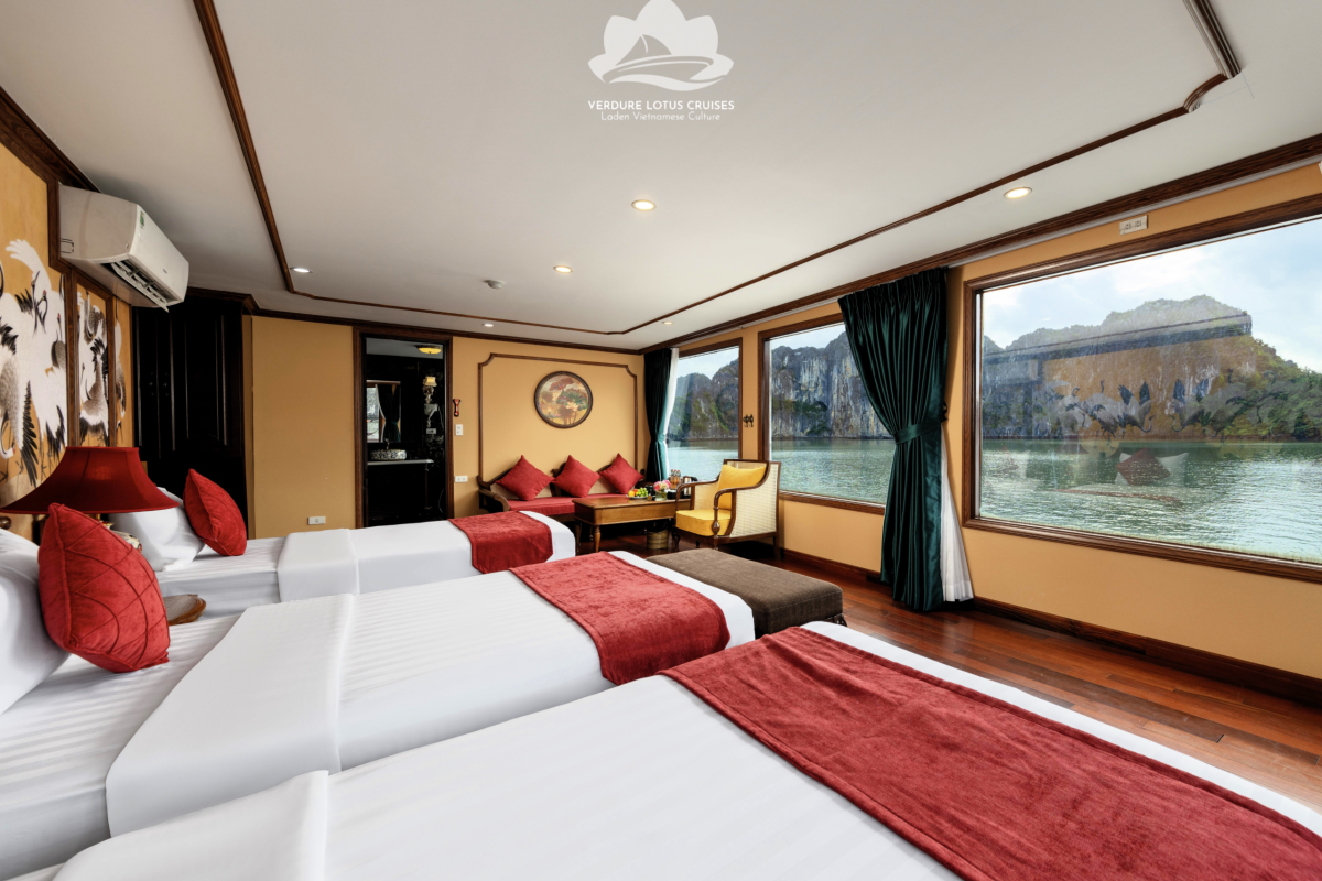 Triple Suite Room Overview 01
