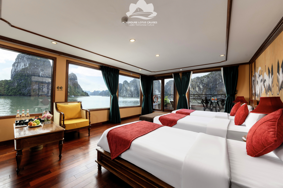 Triple Suite Room Overview 04